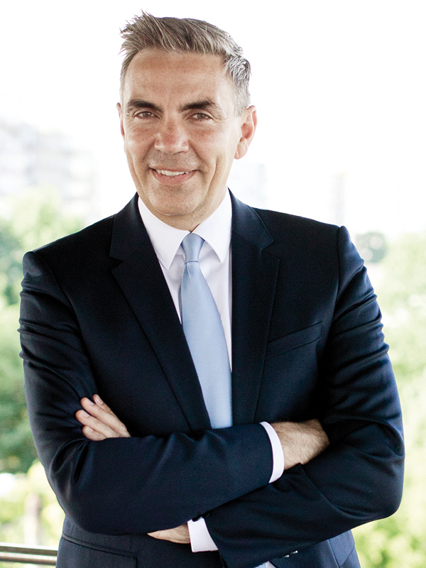 Dragoș Anastasiu, președinte Rethink România