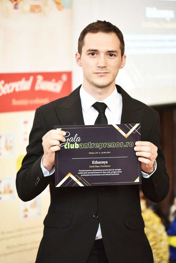 Zsolt Ban, Fondator