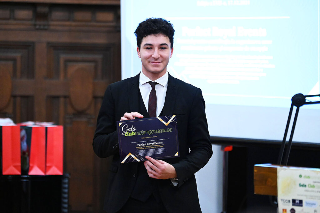 Foto - Alexandru Toader, Asociat