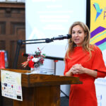 Foto - Alexandra Postelnicu, Fondator