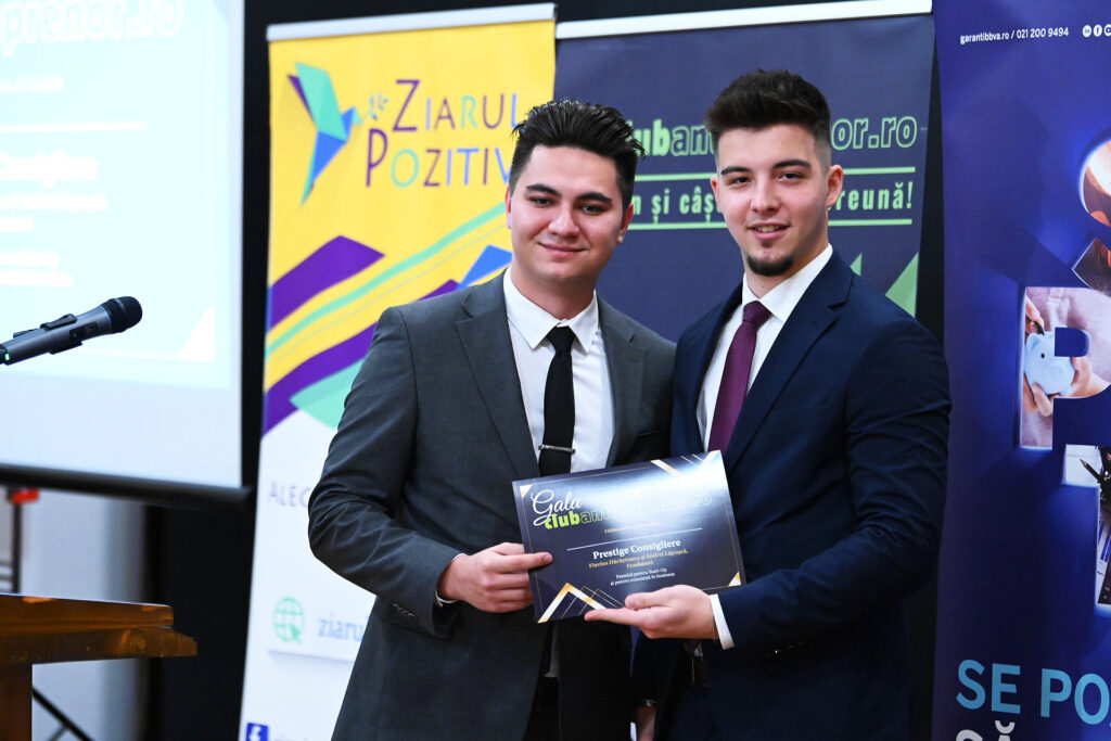 Foto - Flavius Dărășteanu și Andrei Lăpușcă, Fondatori