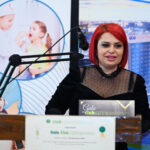 Foto - Alice Galani, Fondator